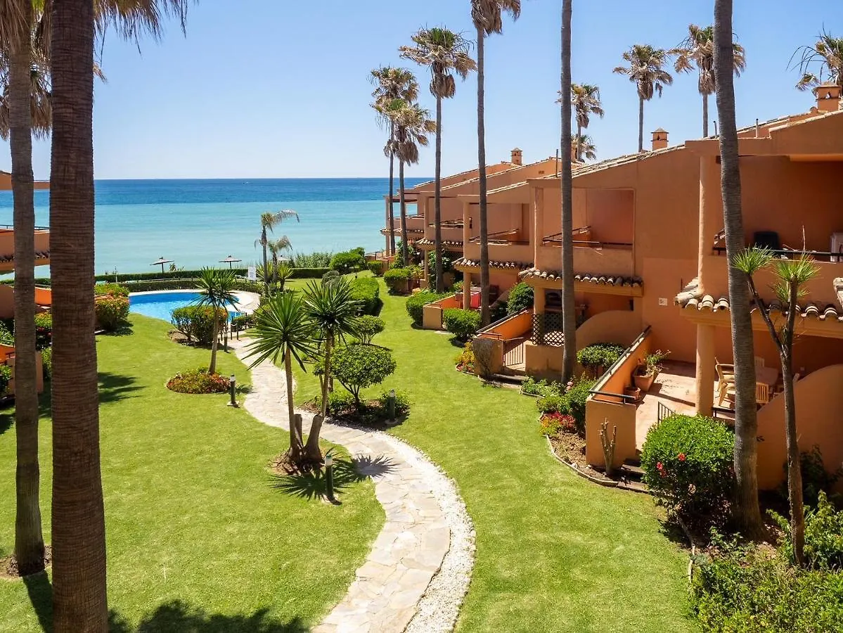 Fantastic Beachfront Apartment Estepona Spain
