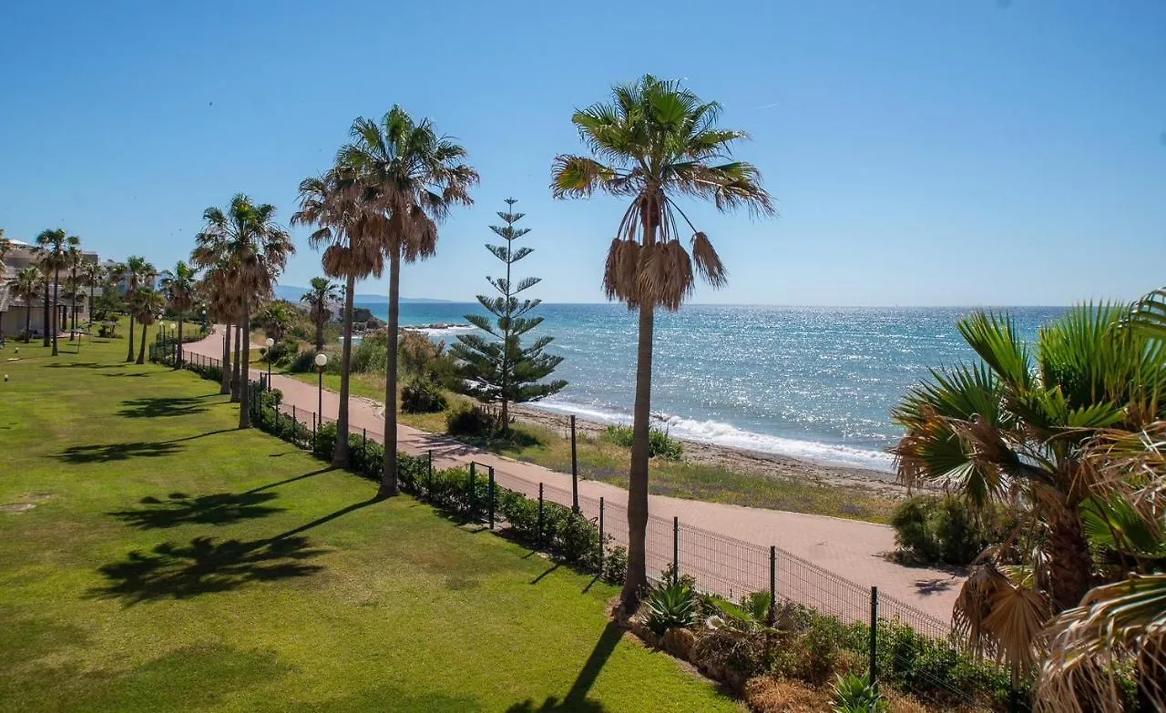 Fantastic Beachfront Apartment Estepona